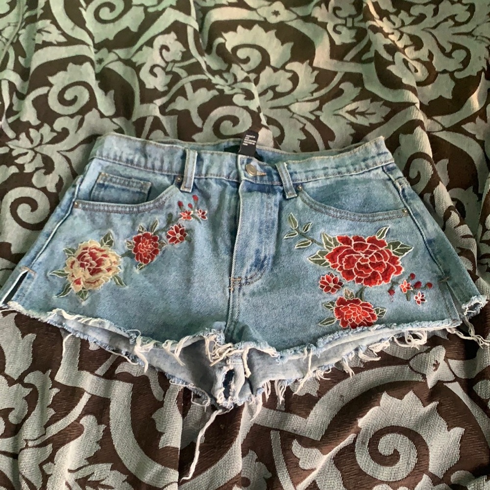 Rose jean shorts
